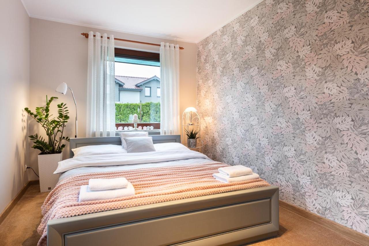 U Robaczkow Villa Zabrze Dış mekan fotoğraf